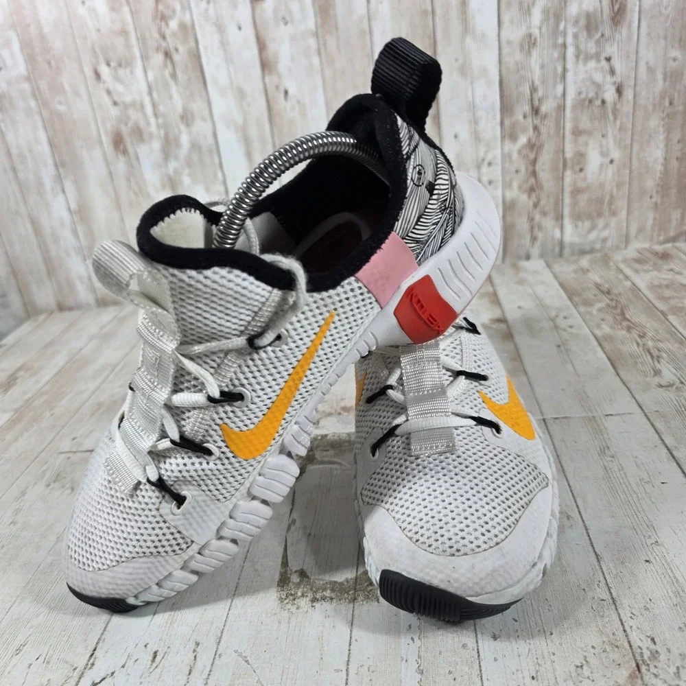 Nike Free Metcon 3 Womens Training‎ Shoes White Yellow CJ6314-181 Size 9